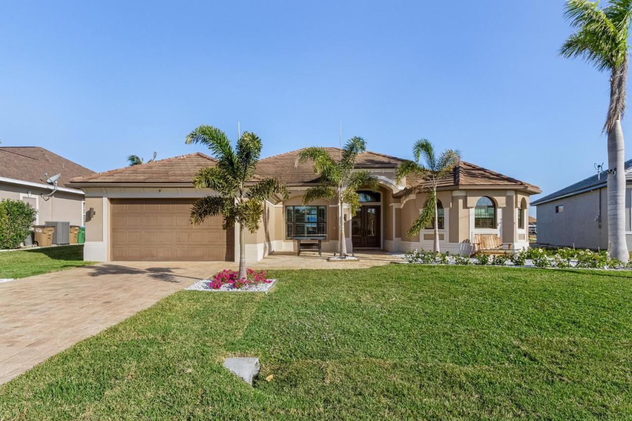 Villa Antonia Cape Coral Exterior photo